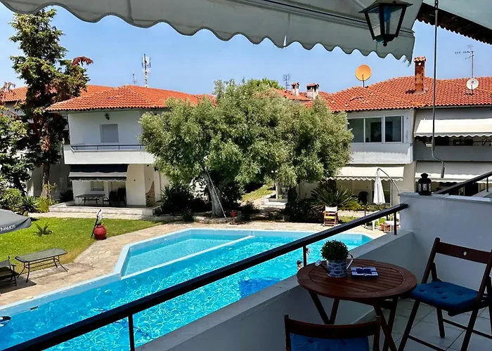 Palm Trees Apartment
